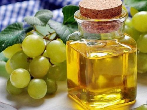 Универсальное масло из виноградных косточек: области применения - фото